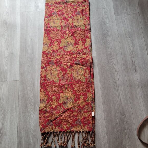 XÓCHI Table Runner Red Floral Design Cotton Weave Tapestry Fringe Made In India - Picture 1 of 6